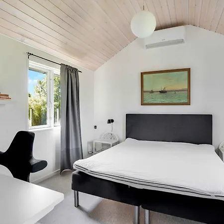 Cozy Summer House In The Heart Of North Zealand Græsted