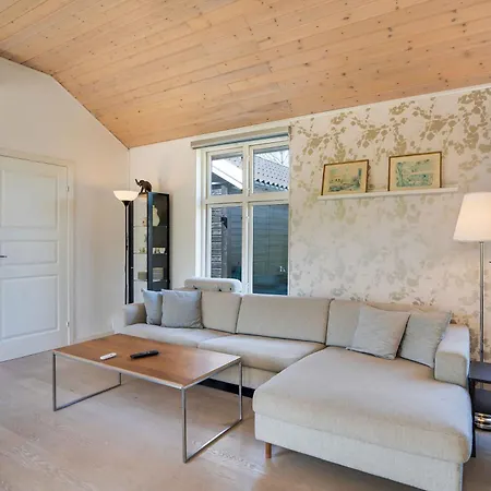 Cozy Summer House In The Heart Of North Zealand Græsted