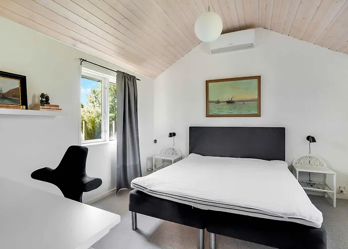Cozy Summer House In The Heart Of North Zealand Græsted